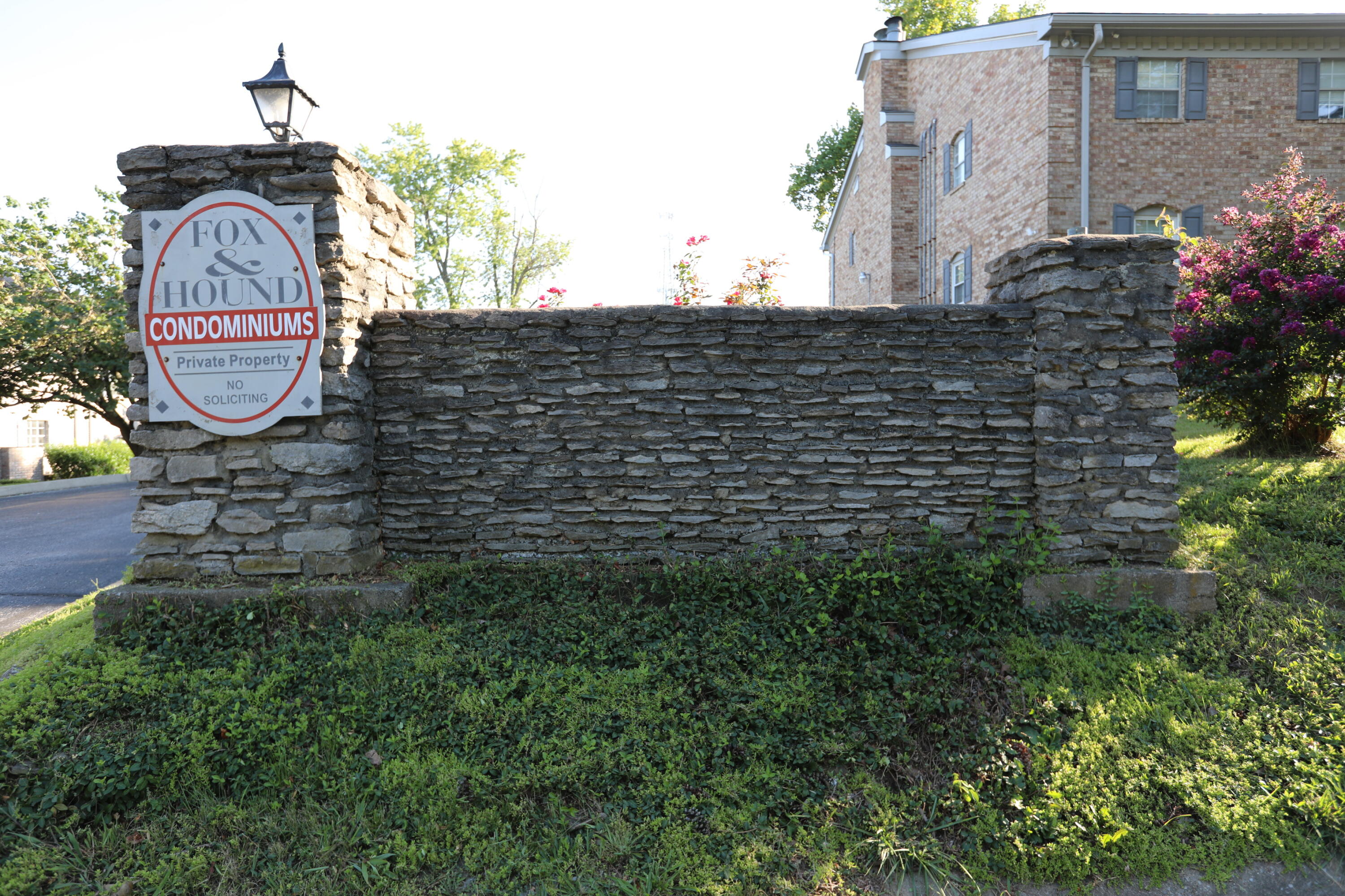 1080 Armstrong Mill Road, Unit A Lexington, KY 40517 - Photo 17 of 18 D49A7366