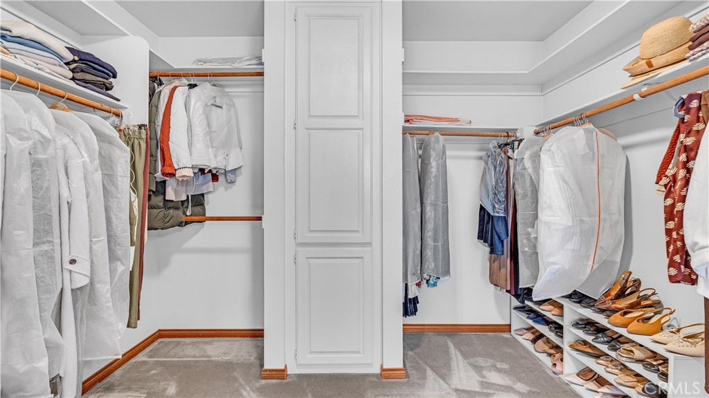 2162 Cumberland Road Glendora, CA 91741 - Photo 23 of 38 Main Suite Closet