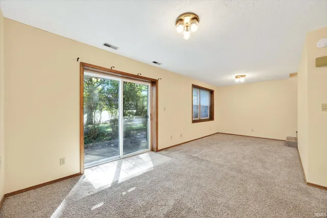 $164,900 | 664 1/2 East Heather Drive, Bloomington, IN 47401