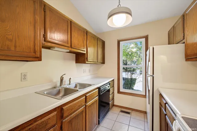 $164,900 | 664 1/2 East Heather Drive, Bloomington, IN 47401