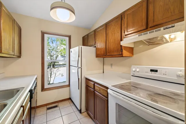 $164,900 | 664 1/2 East Heather Drive, Bloomington, IN 47401