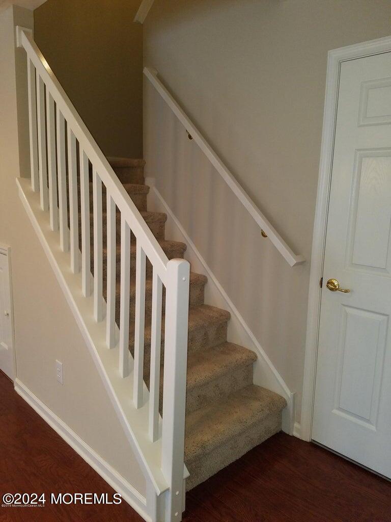 150 Brookfield Drive Jackson, NJ 08527 - Photo 16 of 41 a view of entryway