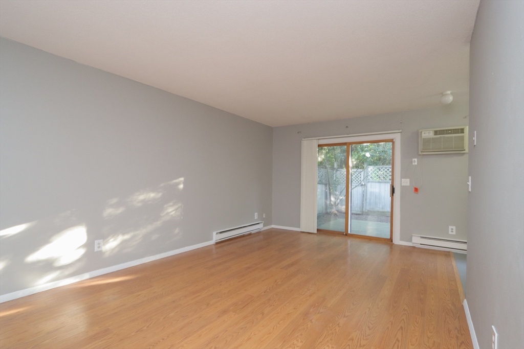 170 East Hadley Road, Unit 13 Amherst, MA 01002 - Photo 8 of 38