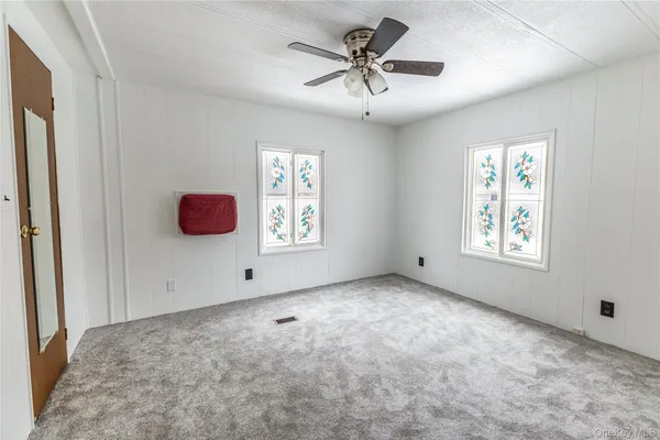 $160,000 | 525 Riverleigh Avenue, Unit P3, Riverhead, NY 11901