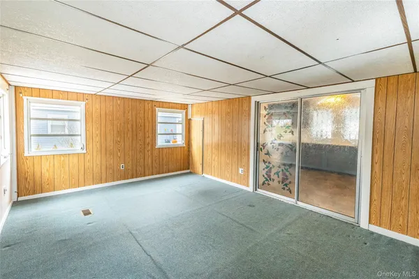 $160,000 | 525 Riverleigh Avenue, Unit P3, Riverhead, NY 11901