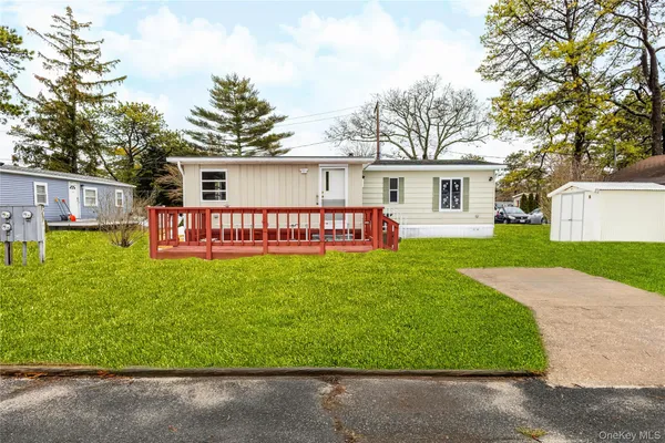 $160,000 | 525 Riverleigh Avenue, Unit P3, Riverhead, NY 11901