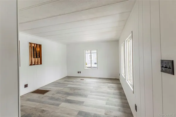 $160,000 | 525 Riverleigh Avenue, Unit P3, Riverhead, NY 11901