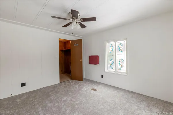 $160,000 | 525 Riverleigh Avenue, Unit P3, Riverhead, NY 11901