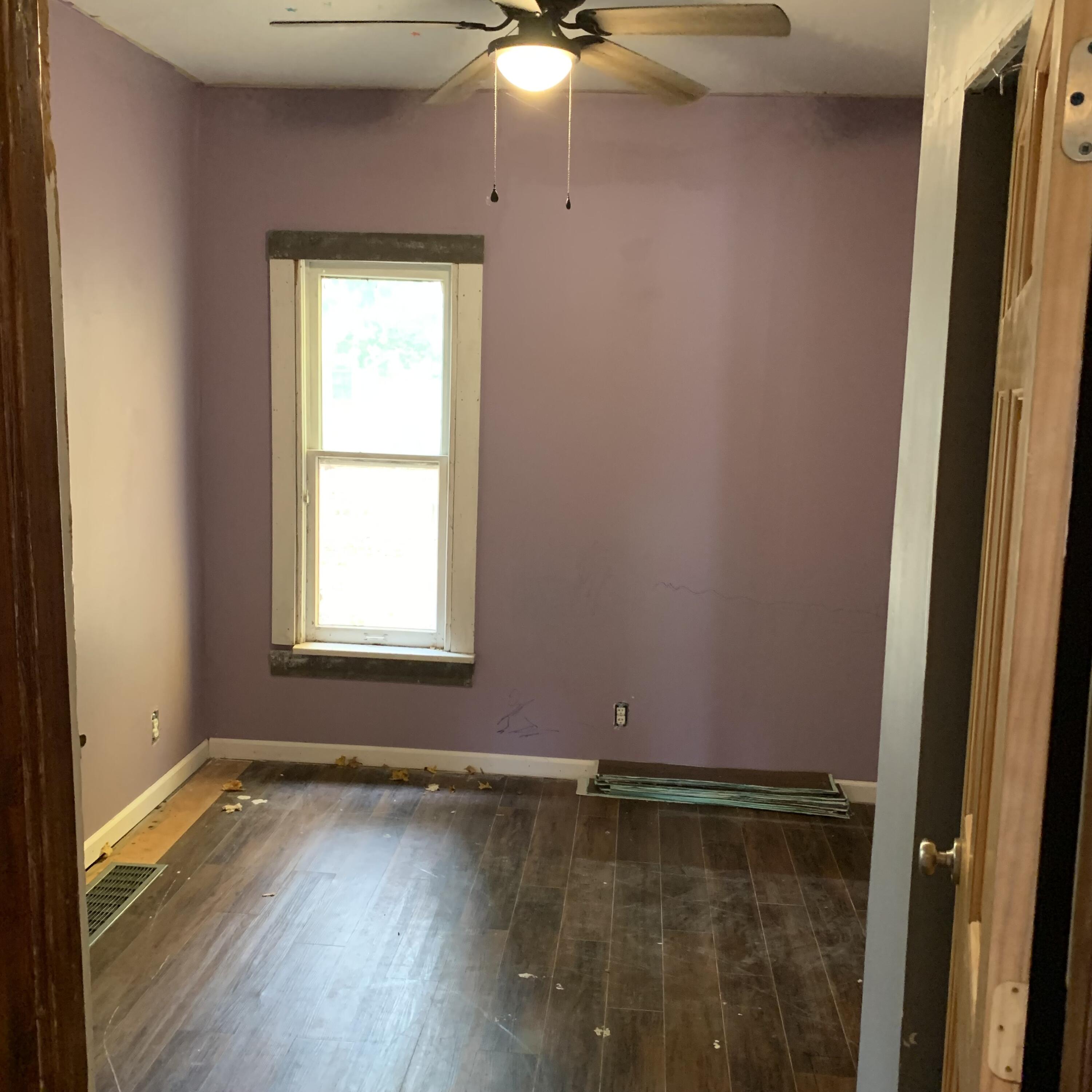 417 South Center Street Hartford, MI 49057 - Photo 5 of 22 IMG_5804