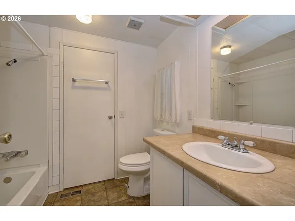 $99,900 | 17401 Southeast 39th Street, Unit 177, Vancouver, WA 98683