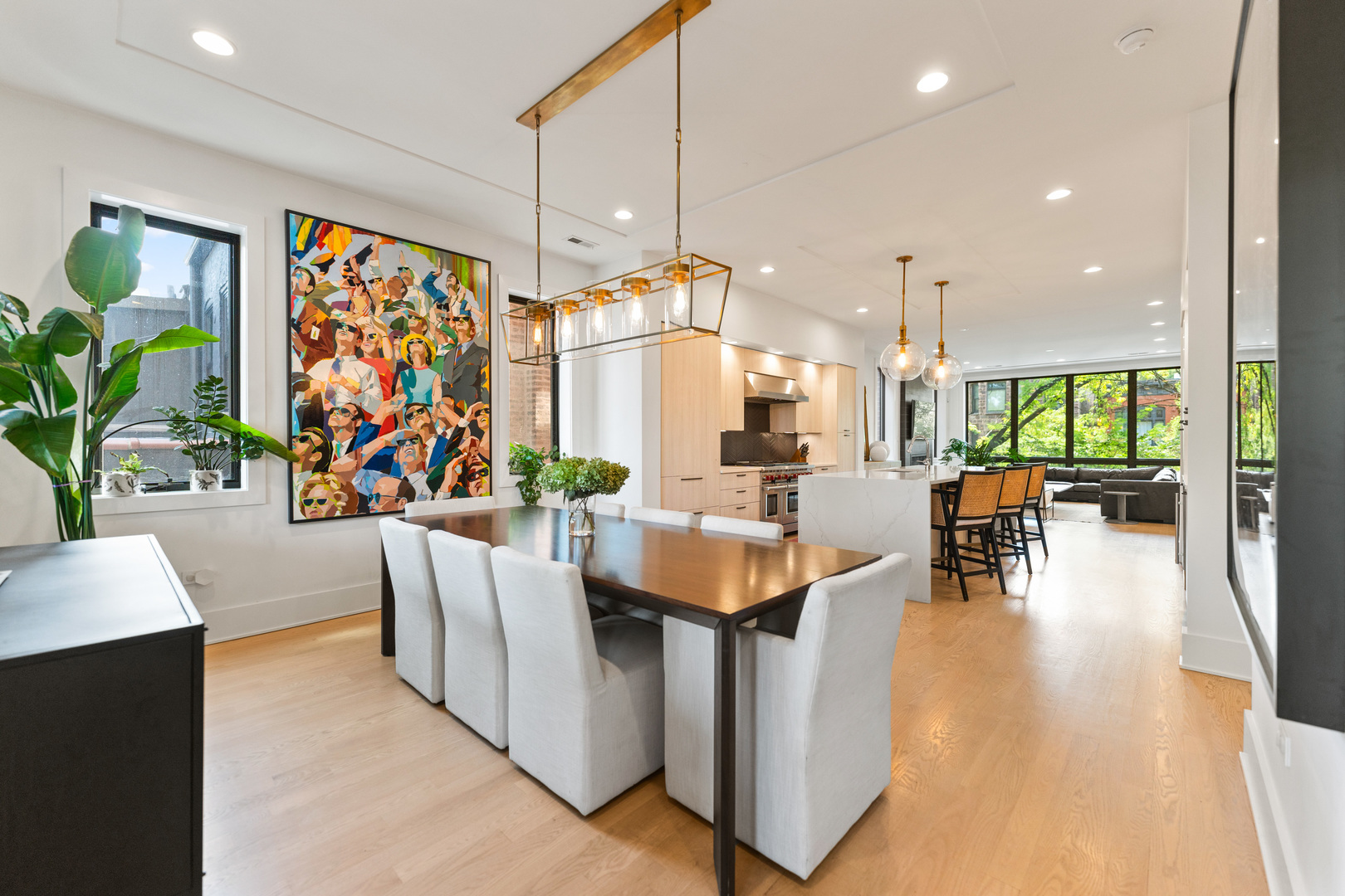 912 West Webster Avenue, Unit 2E Chicago, IL 60614 - Photo 11 of 35