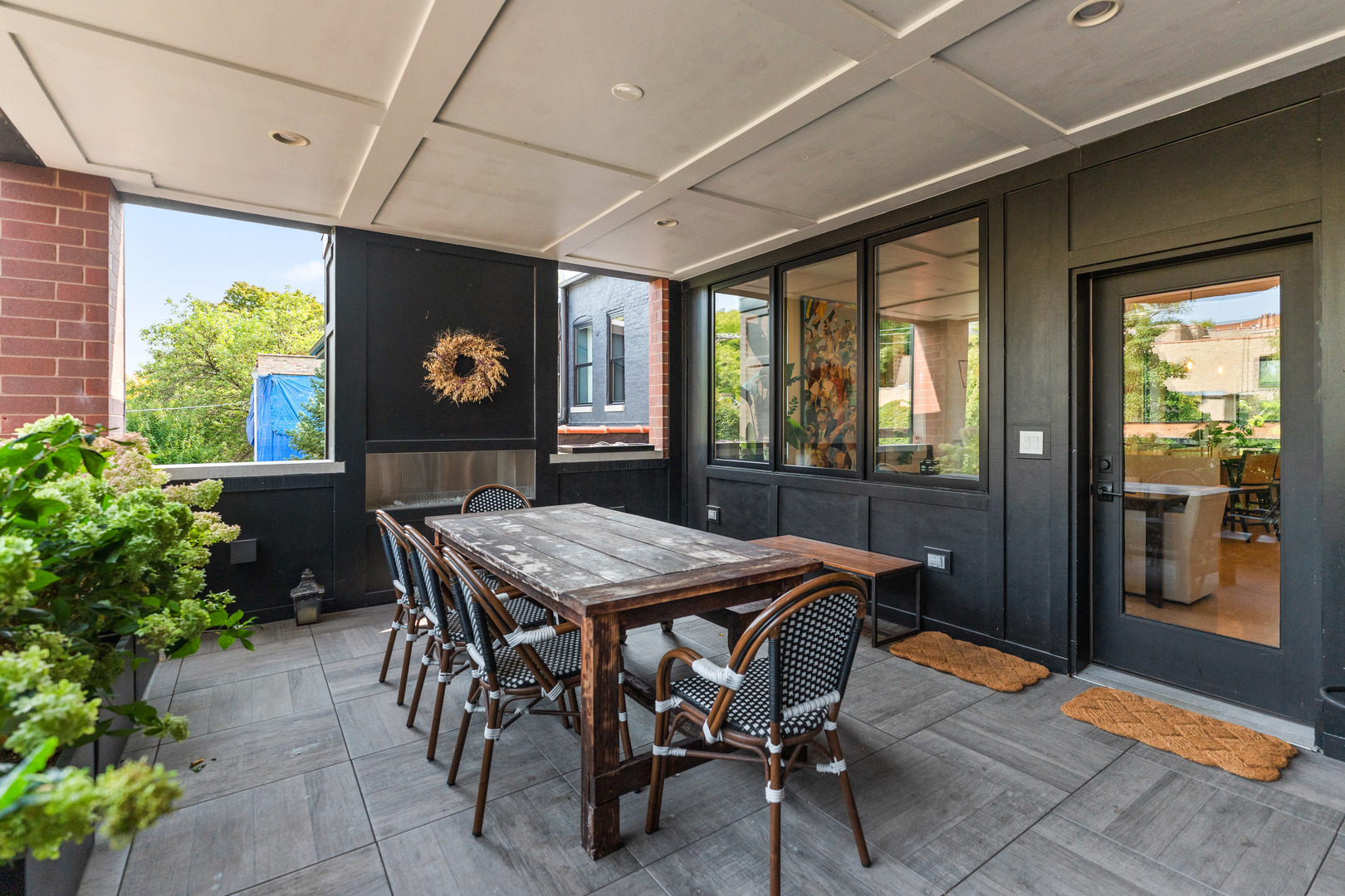 912 West Webster Avenue, Unit 2E Chicago, IL 60614 - Photo 13 of 35