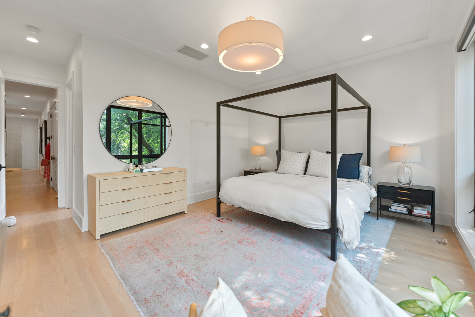 912 West Webster Avenue, Unit 2E Chicago, IL 60614 - Photo 17 of 35