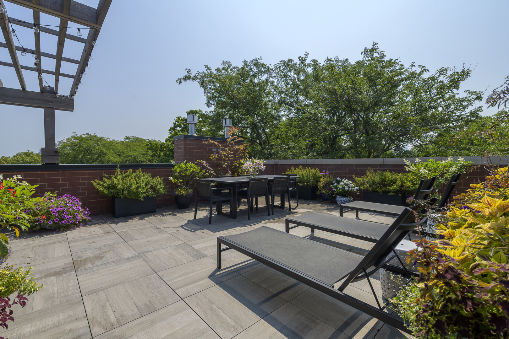 912 West Webster Avenue, Unit 2E Chicago, IL 60614 - Photo 29 of 35