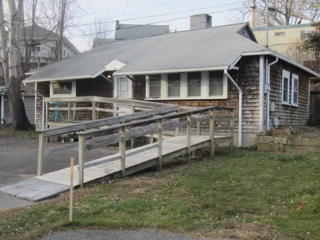 $2,000 | 64 Kins Court, Wareham, MA 02558