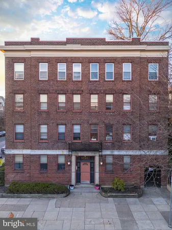 an aerial view of a building