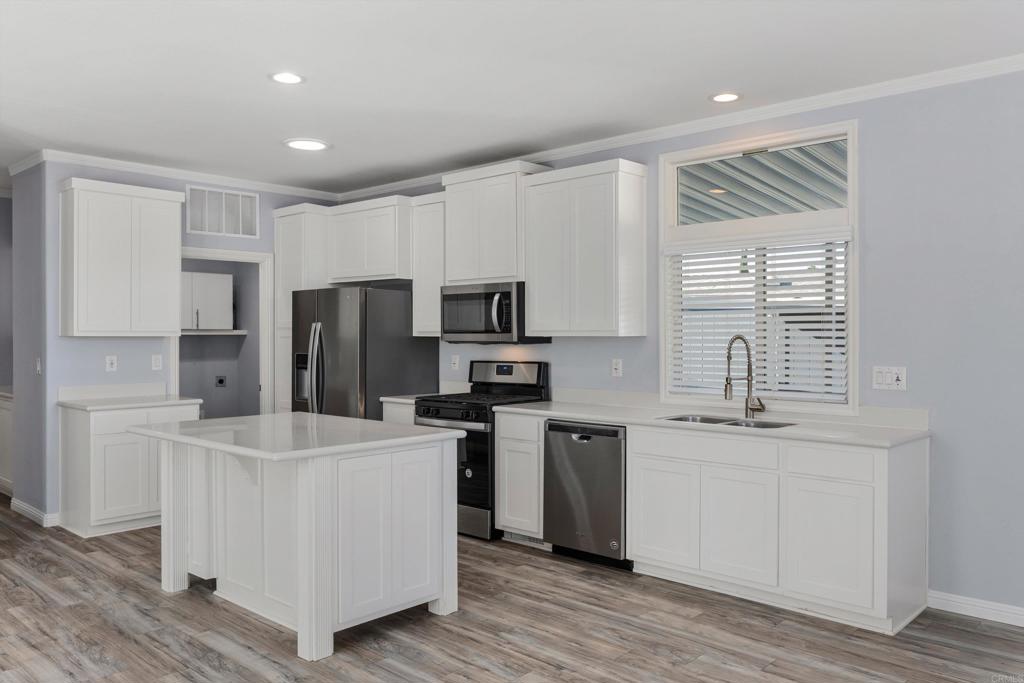 971 Borden Road, Unit 122 San Marcos, CA 92069 - Photo 7 of 38