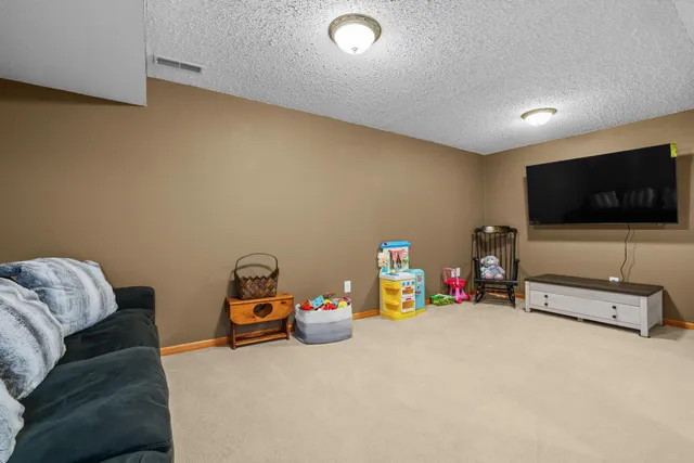 $224,900 | 939 Sunset Place, Onalaska, WI 54650