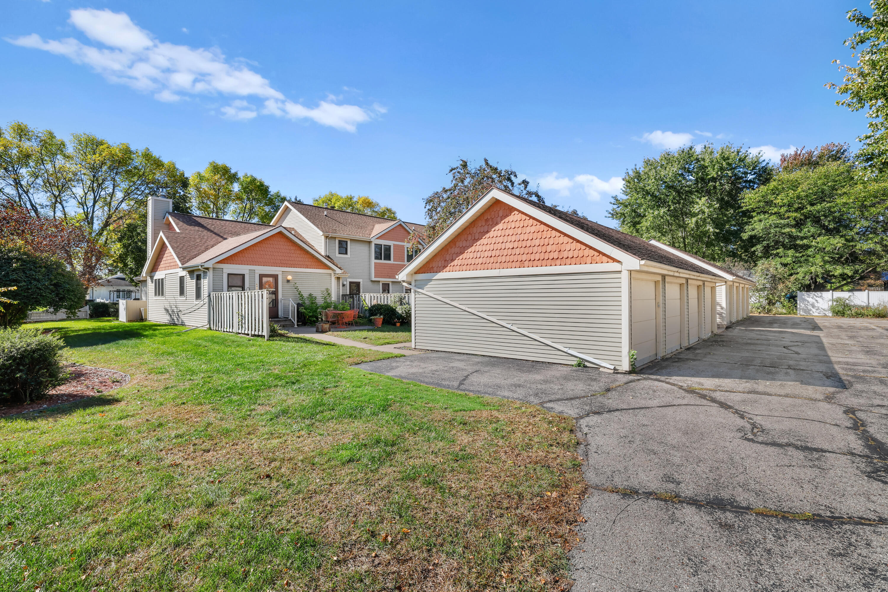 939 Sunset Place Onalaska, WI 54650 - Photo 24 of 24 _C8A9832