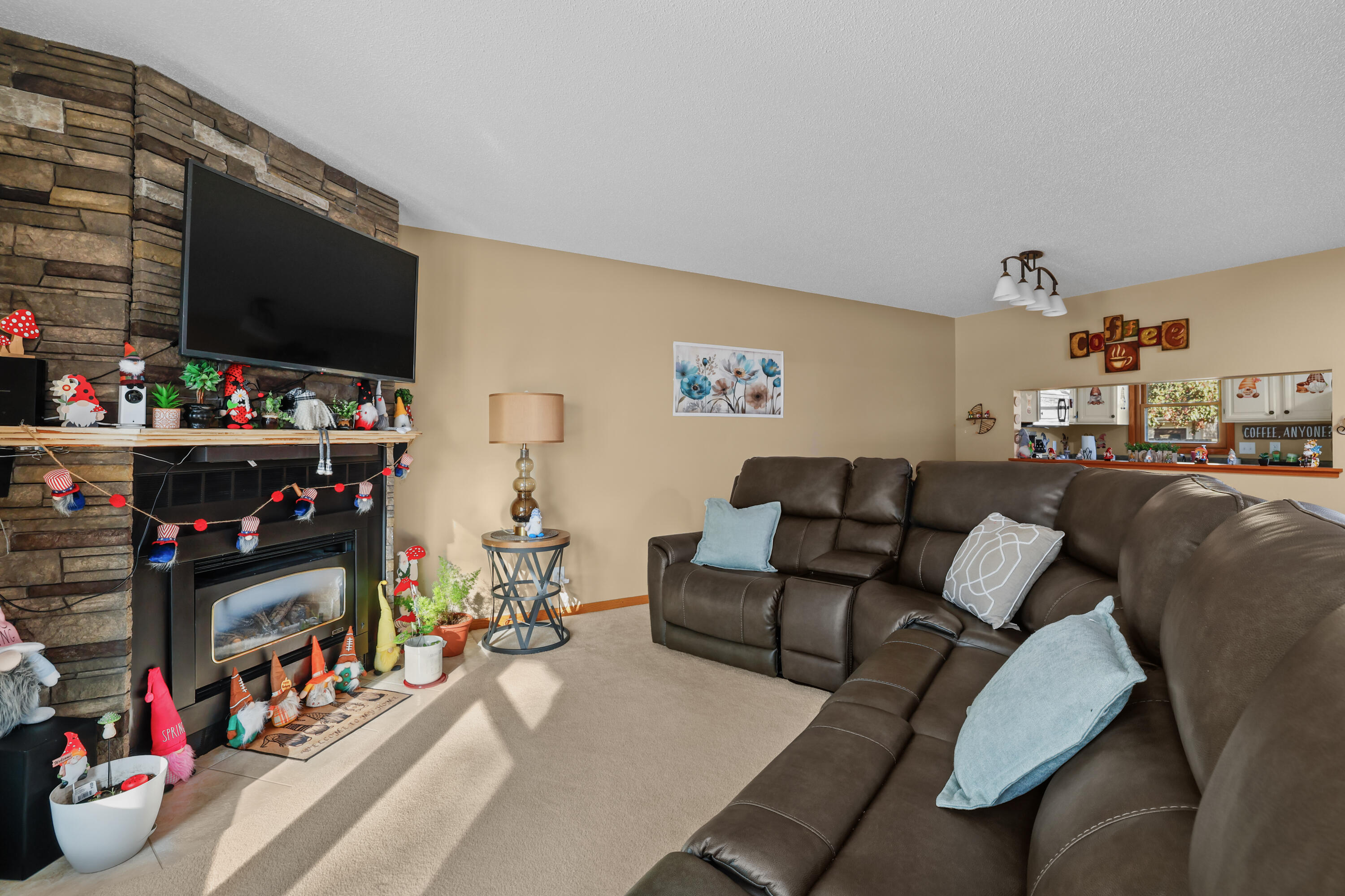 939 Sunset Place Onalaska, WI 54650 - Photo 5 of 24 _C8A9566