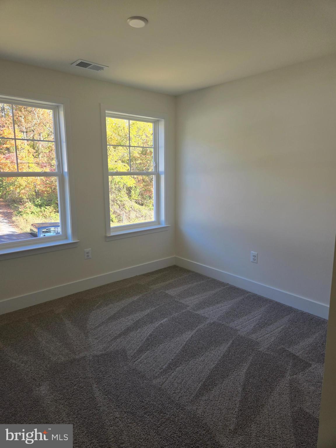 675 Powhatan Beach Road Pasadena, MD 21122 - Photo 17 of 20 Gallery Image 17