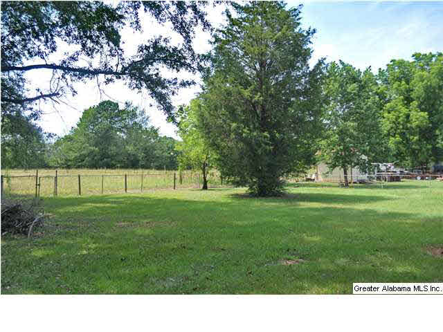 665 McClain Road Bessemer, AL 35023 - Photo 5 of 24