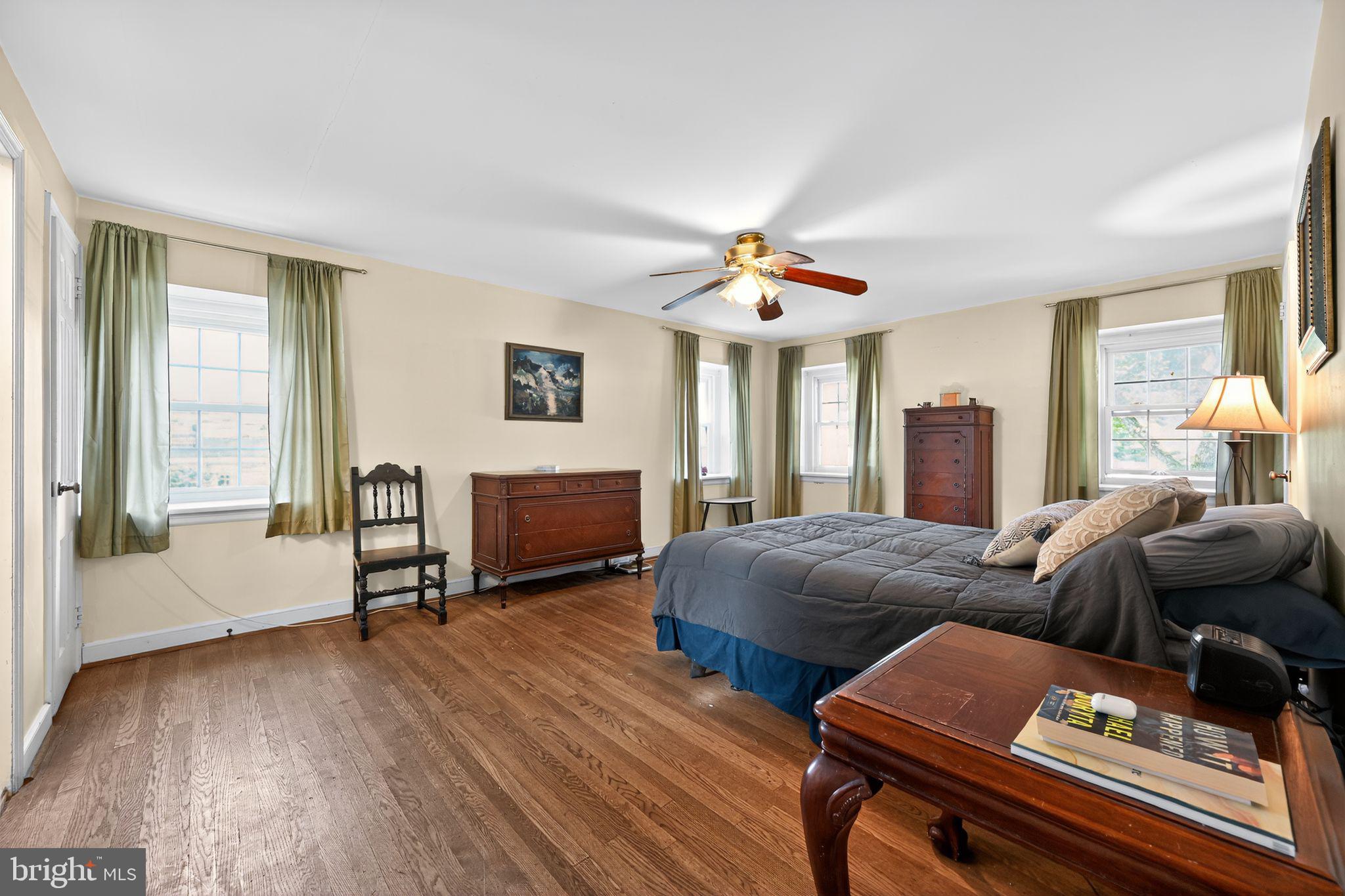 1902 Lambert Road Jenkintown, PA 19046 - Photo 15 of 40 Primary Bedroom