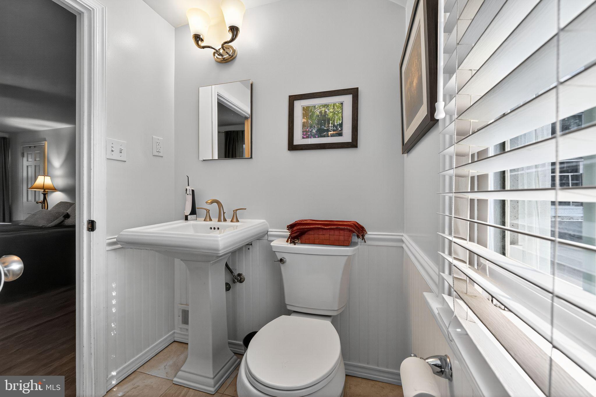 1902 Lambert Road Jenkintown, PA 19046 - Photo 17 of 40 Primary Bathroom