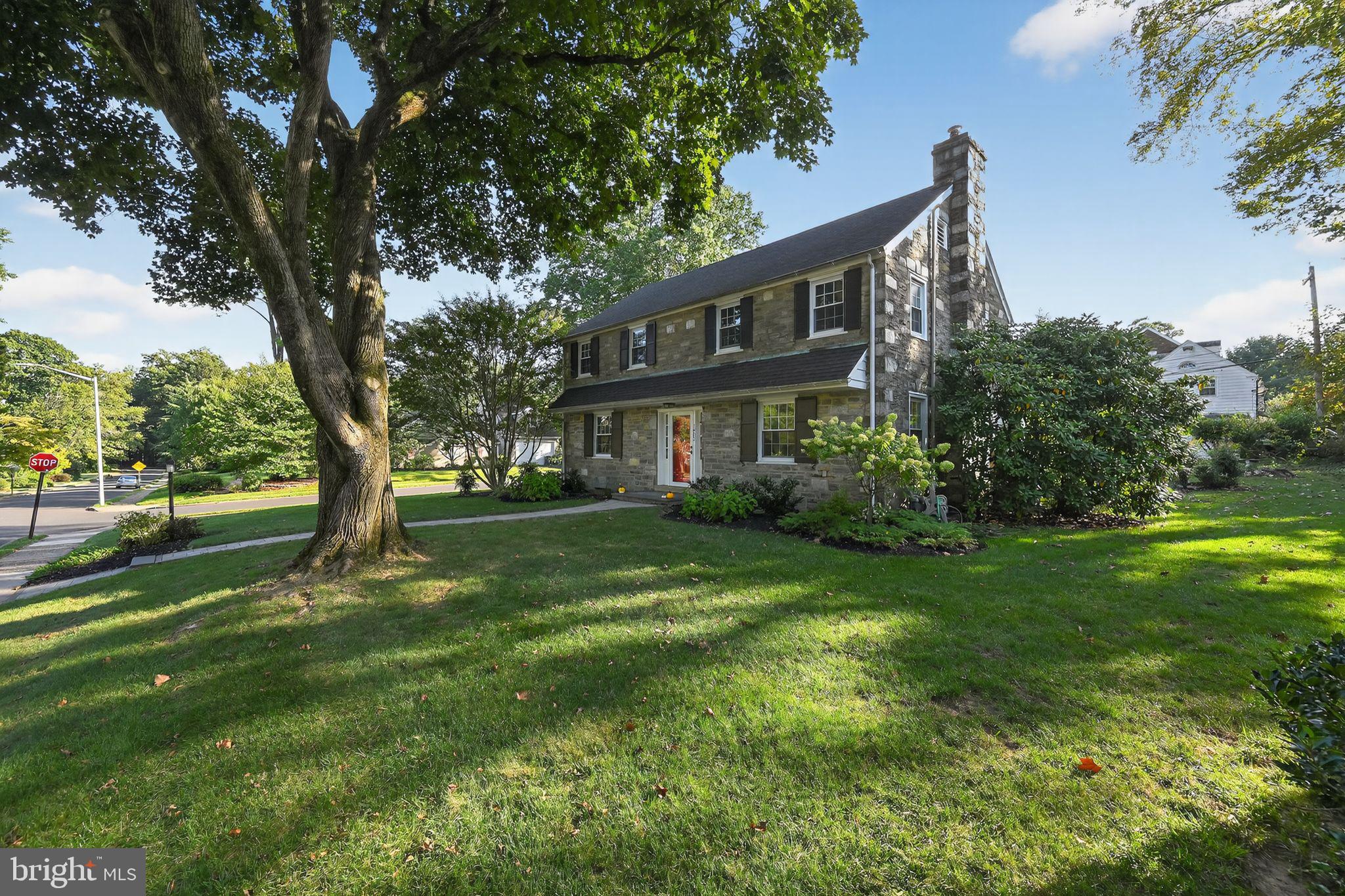 1902 Lambert Road Jenkintown, PA 19046 - Photo 40 of 40 Front of house