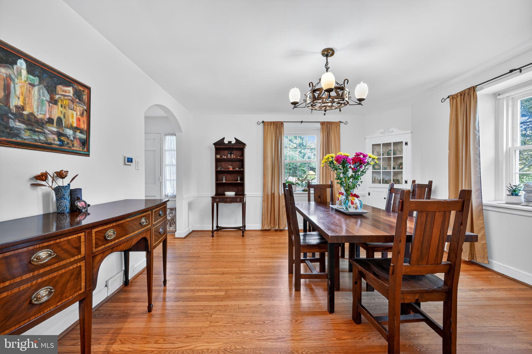 1902 Lambert Road Jenkintown, PA 19046 - Photo 7 of 40 Dining room