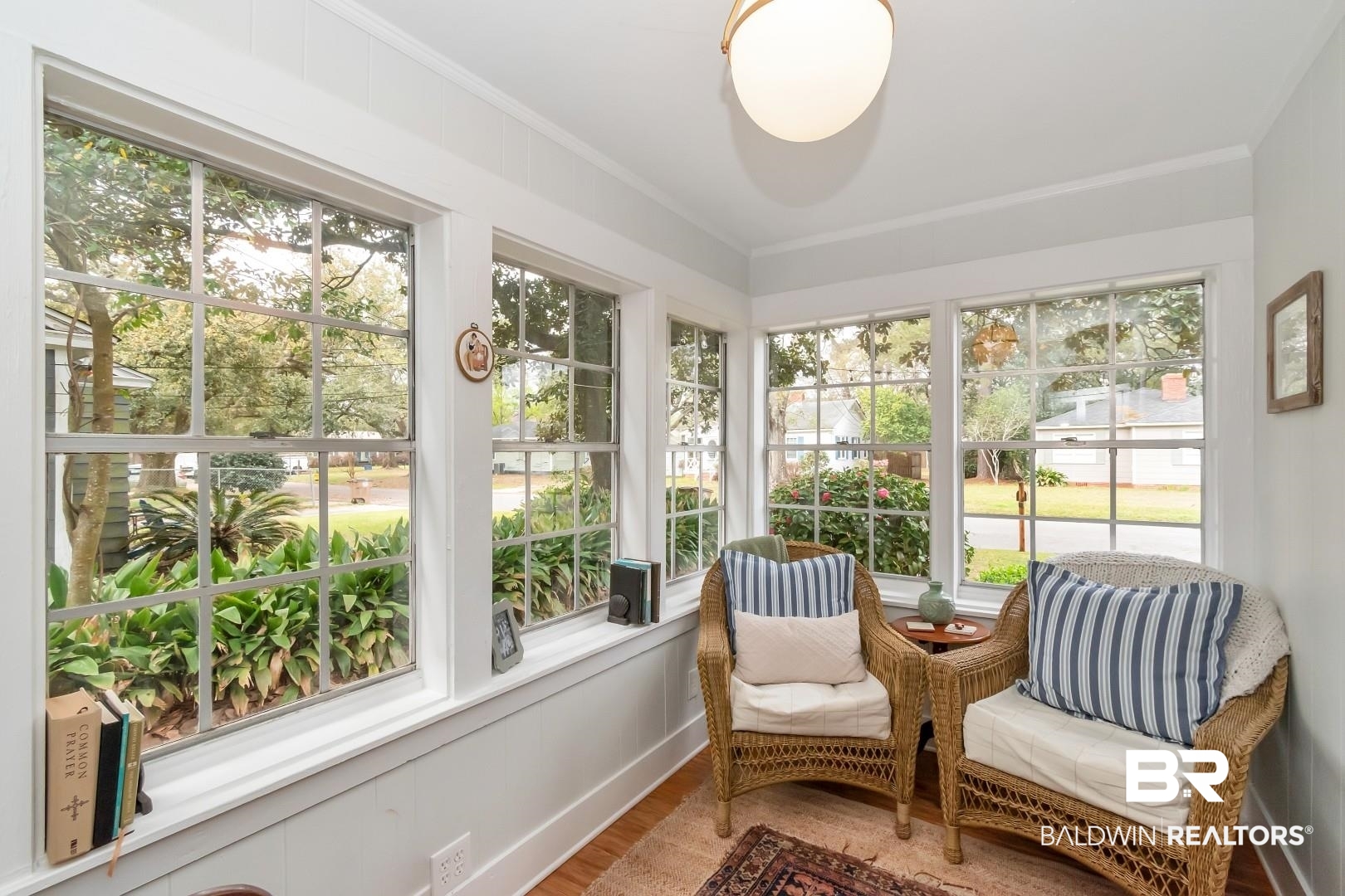113 Ellinor Street Mobile, AL 36606 - Photo 4 of 28 View of sunroom / solarium