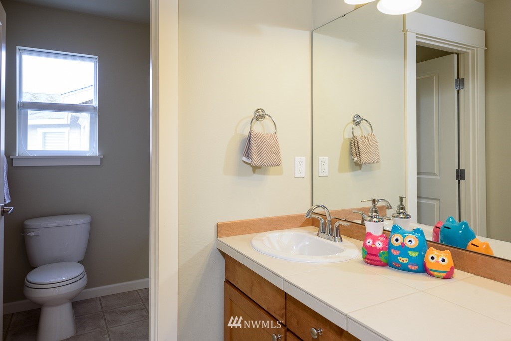 5406 Northeast 6th Court Renton, WA 98059 - Photo 18 of 25 Gallery Image 18