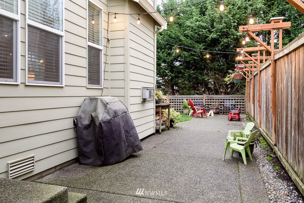 5406 Northeast 6th Court Renton, WA 98059 - Photo 21 of 25 Gallery Image 21