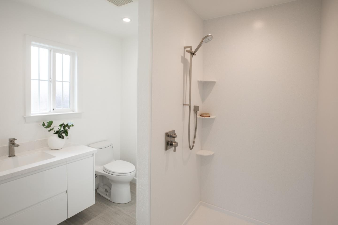 933 Foxridge Way San Jose, CA 95133 - Photo 16 of 41