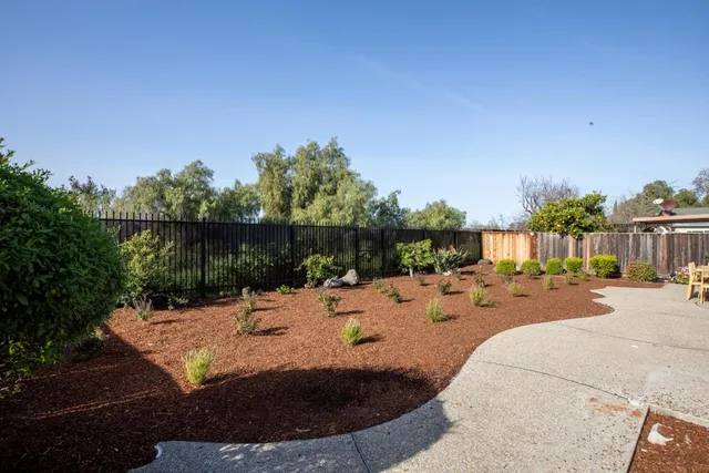 $1,850,000 | 933 Foxridge Way, San Jose, CA 95133