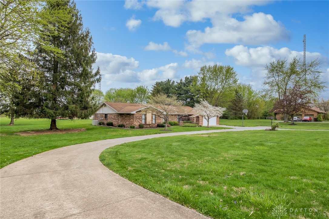 1701 Trebein Road Xenia, OH 45385 - Photo 2 of 35 Gallery Image 2