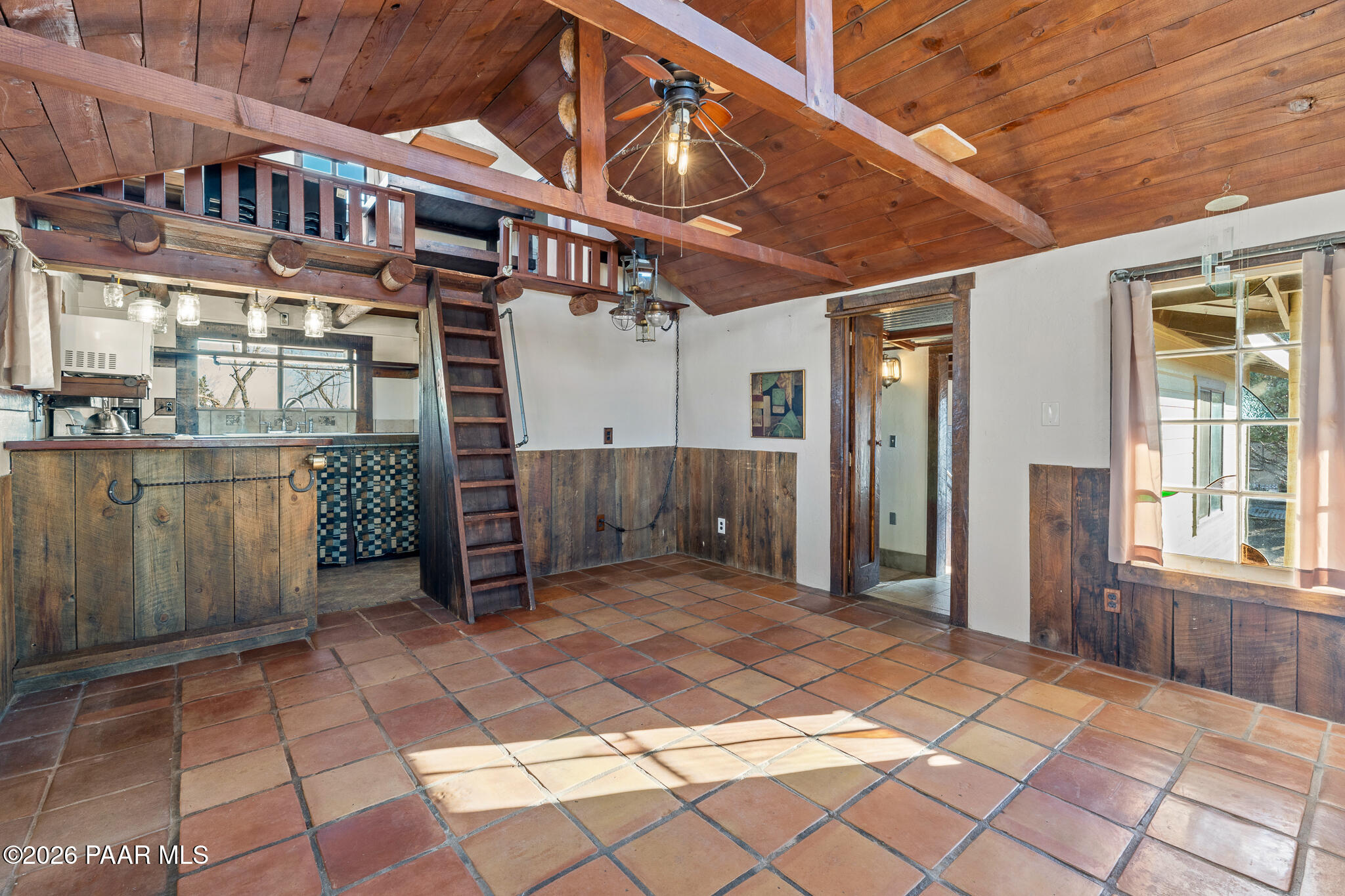 685 West Iris Road Paulden, AZ 86334 - Photo 17 of 33 a view of a porch with a rug