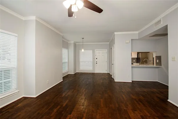 $1,595 | 7151 Gaston Avenue, Unit 1101, Dallas, TX 75214