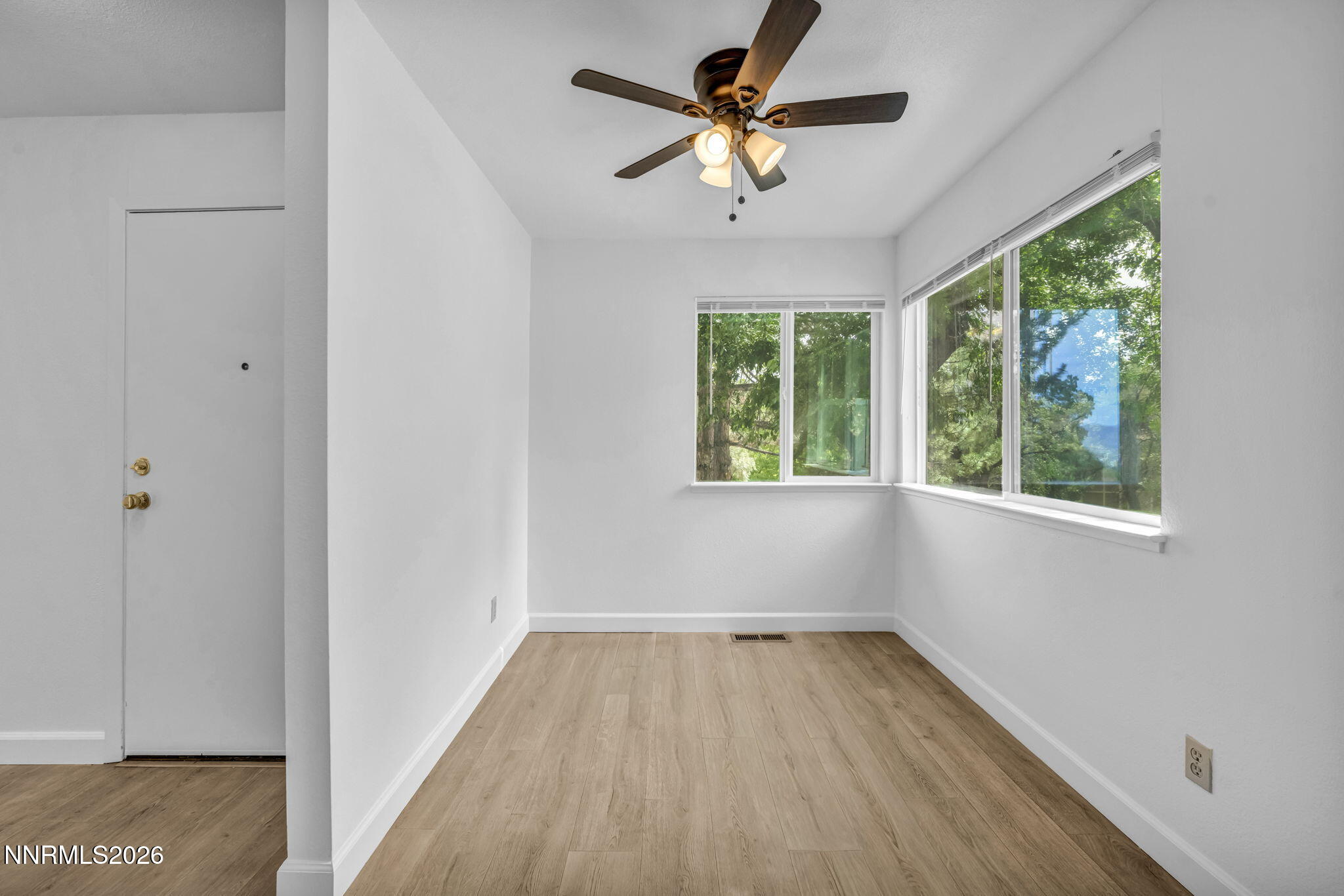 3575 Balboa Drive Reno, NV 89503 - Photo 14 of 46 35-web-or-mls-3575-balboa-dr