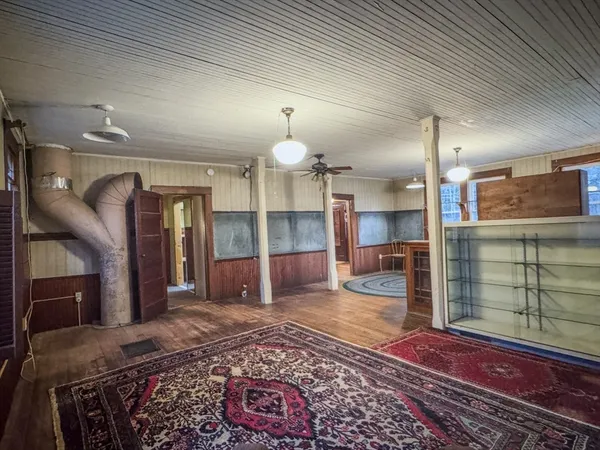 $375,000 | 230 Millers Falls Road, Northfield, MA 01360
