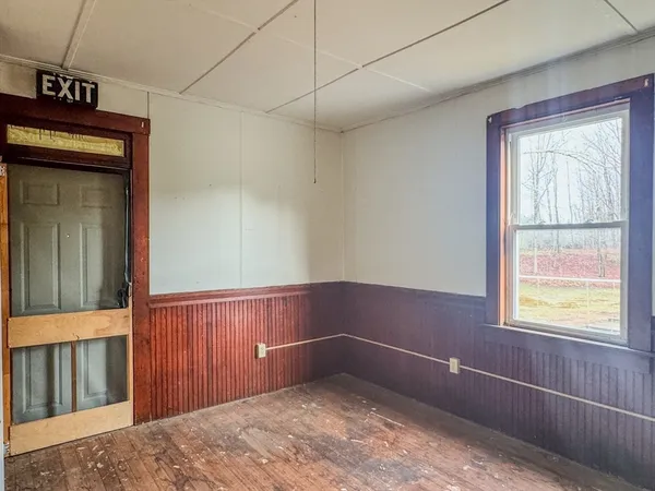 $375,000 | 230 Millers Falls Road, Northfield, MA 01360