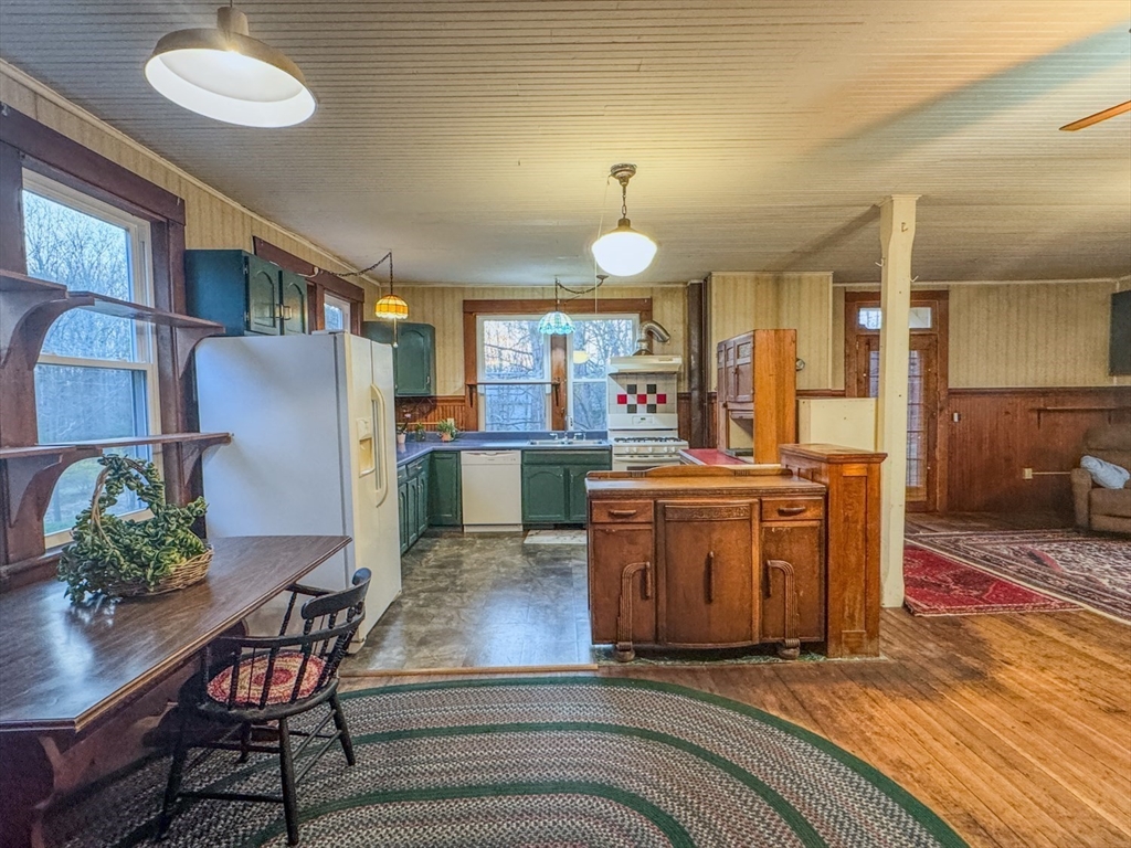 230 Millers Falls Road Northfield, MA 01360 - Photo 5 of 42