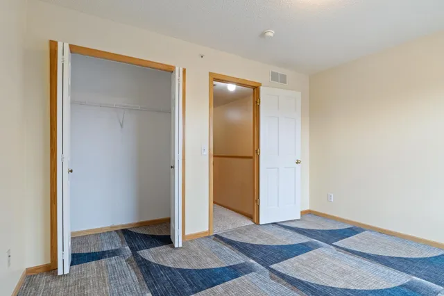 $2,100 | 14583 Olivine Terrace Northwest, Ramsey, MN 55303