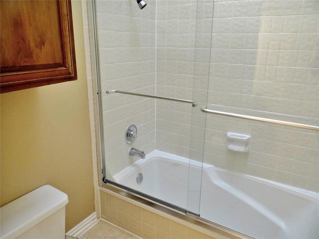 517 Ranch Trail, Unit 127 Irving, TX 75063 - Photo 25 of 30 Gallery Image 25