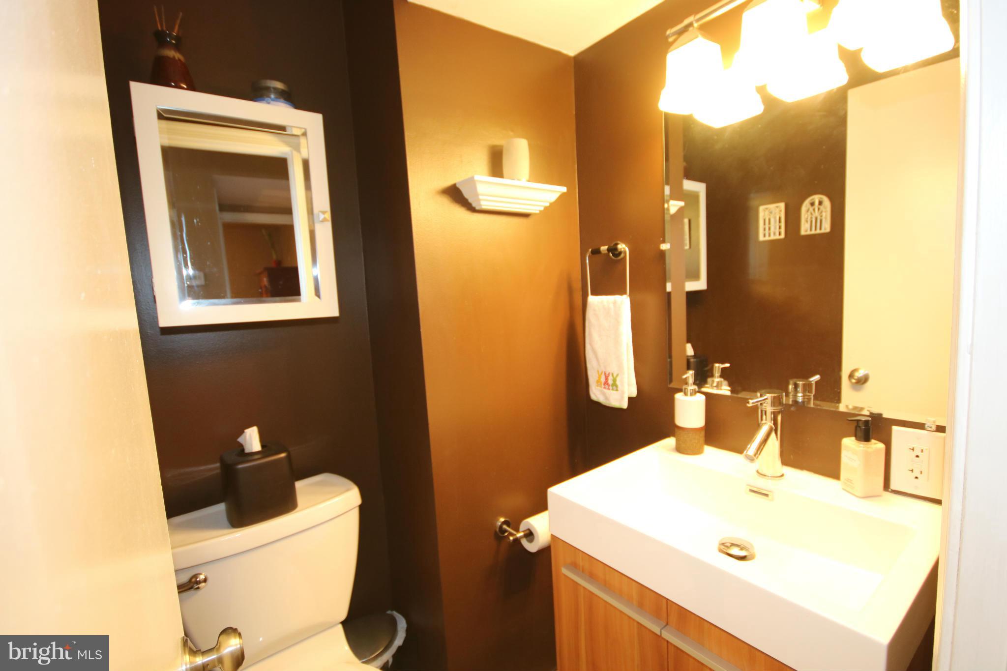2408 Albot Road Reston, VA 20191 - Photo 8 of 29 Main level powder room