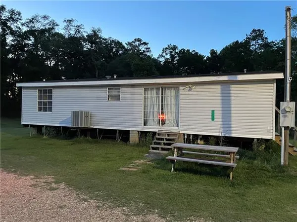 $149,900 | 16227 East Club Deluxe Road, Hammond, LA 70403