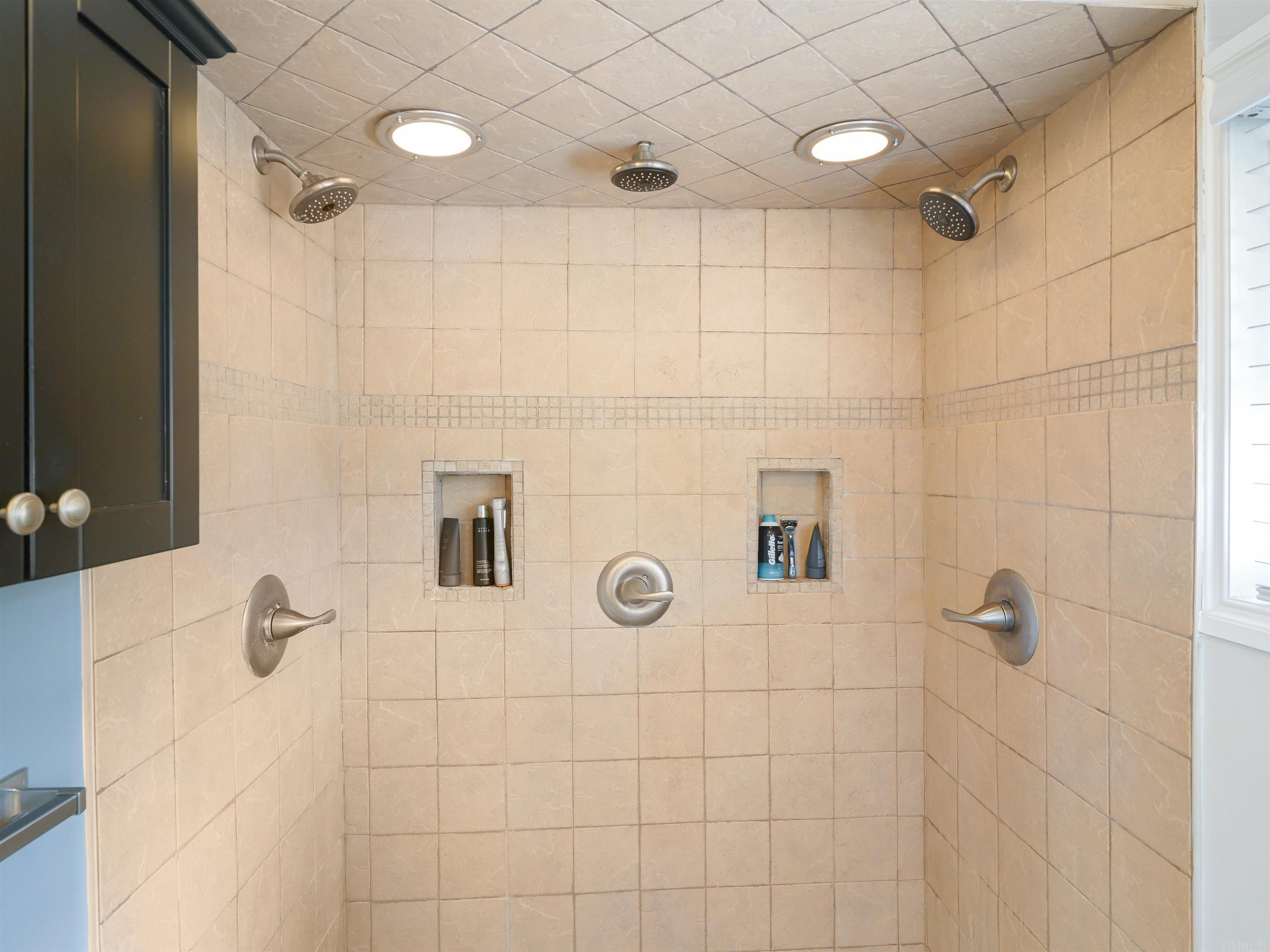 3306 Springbrook Drive South Bend, IN 46614 - Photo 11 of 21