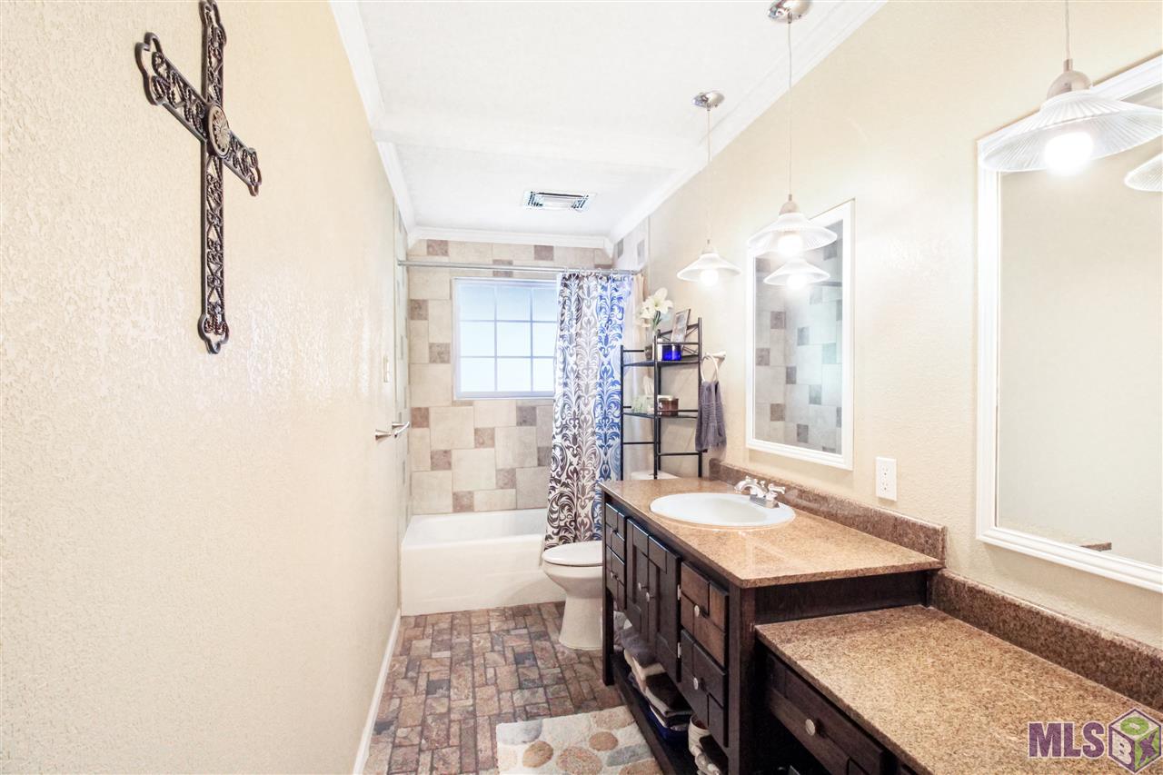 9085 Harris Road Denham Springs, LA 70726 - Photo 26 of 36 Gallery Image 26