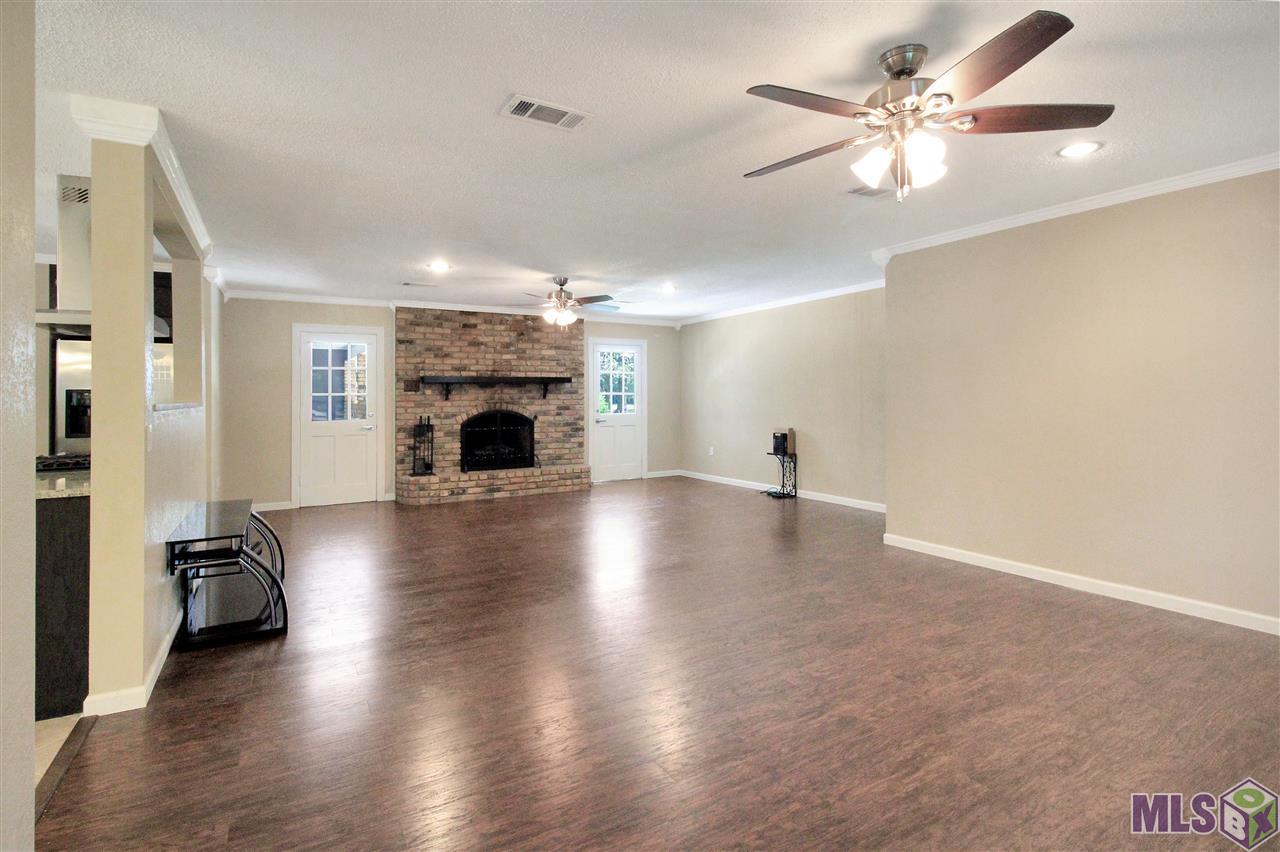9085 Harris Road Denham Springs, LA 70726 - Photo 5 of 36 Gallery Image 5