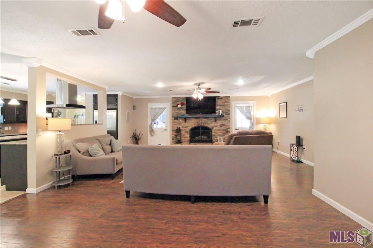 9085 Harris Road Denham Springs, LA 70726 - Photo 10 of 36 Gallery Image 10